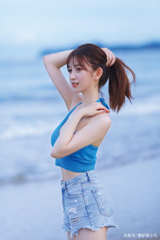 汶川伴游南京高端伴游学生兼职伴游谭莉娜