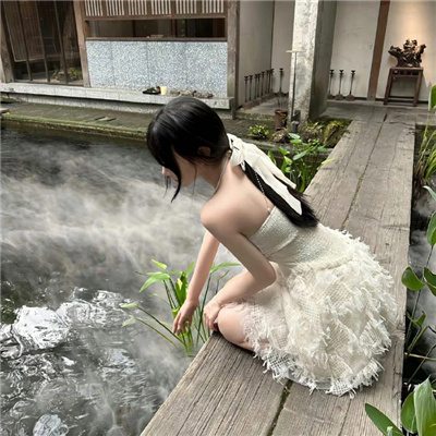 汶川伴游伴游女生仇吉月的资料